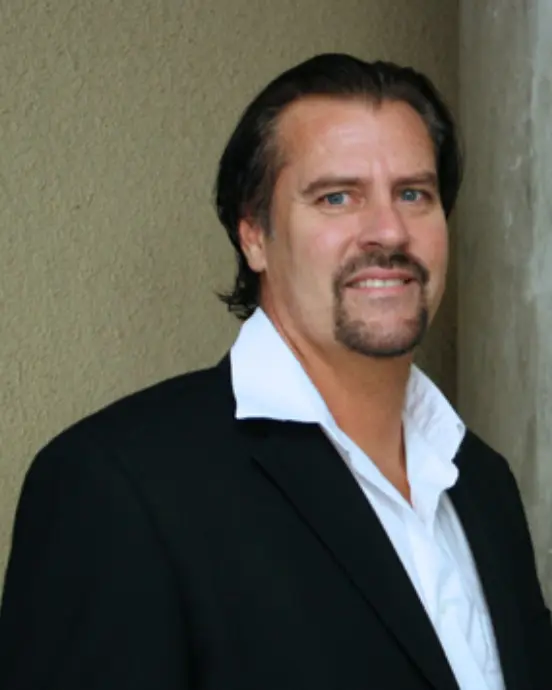 Photo of Kevin Elster